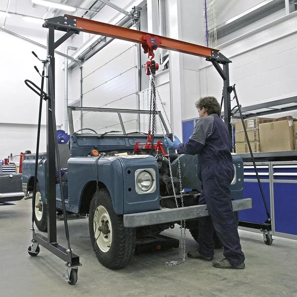 Sealey SG1000 1tonne Portable Adjustable Gantry Crane