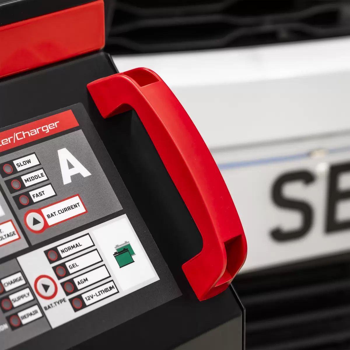 Sealey SUPERSTART550E 6/12/24V Battery Starter Charger 550A/230V