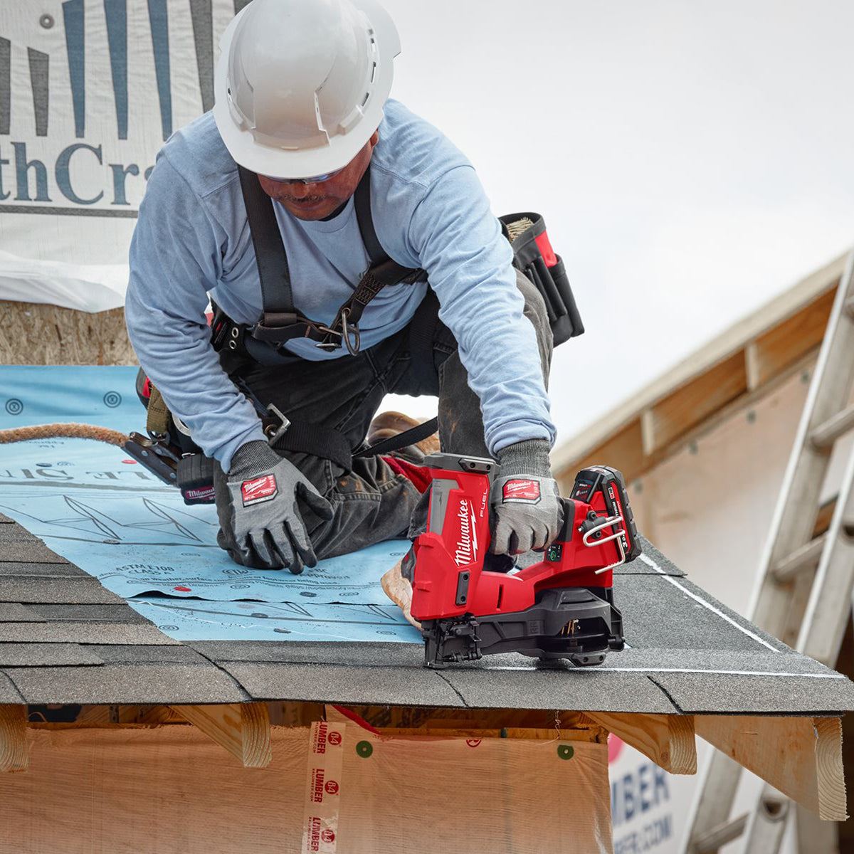 Milwaukee M18FRCN45-0X 18V FUEL Brushless Roofing Coil Nailer with 1 x 12.0Ah Battery Charger & Case