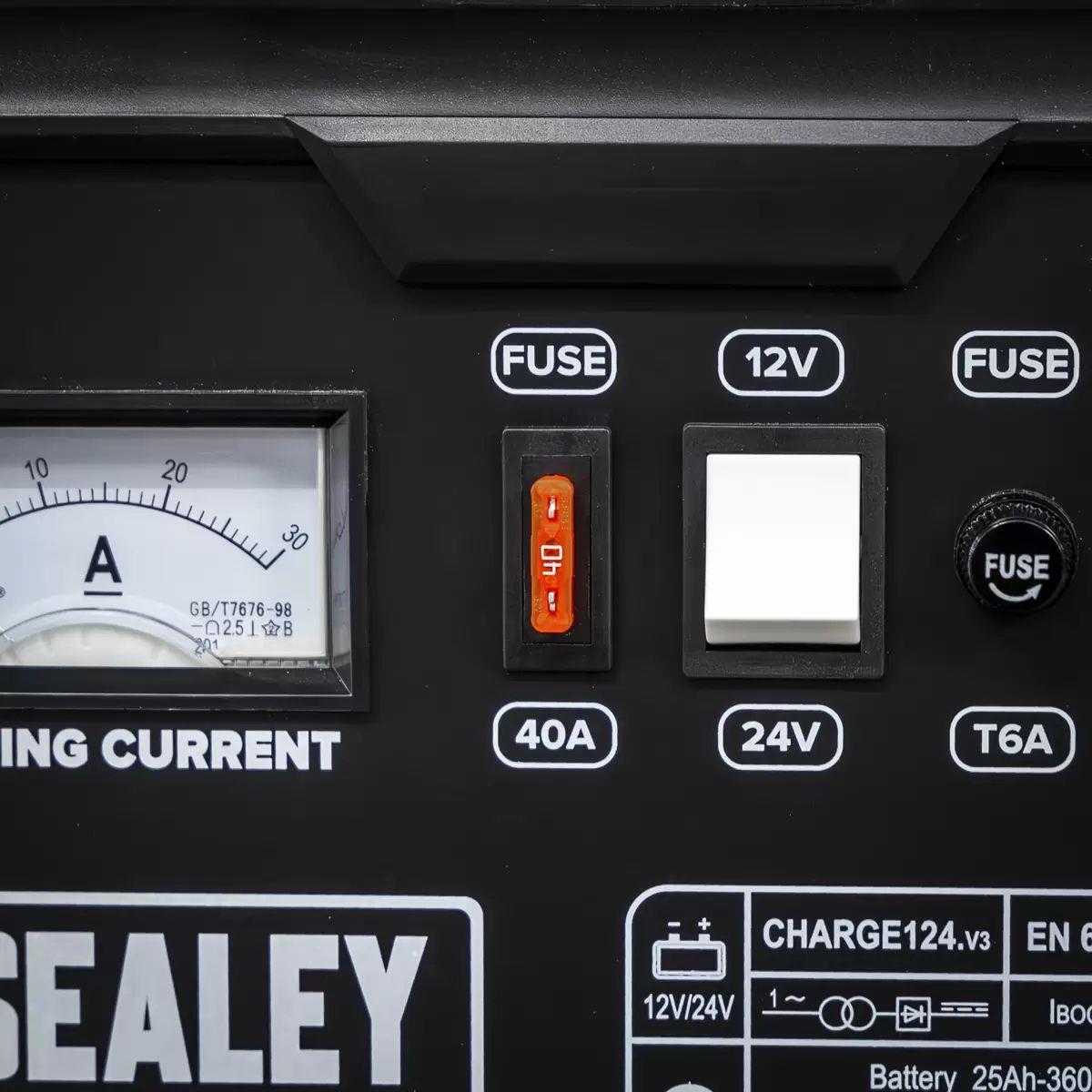 Sealey CHARGE124 28A 12/24V Battery Charger