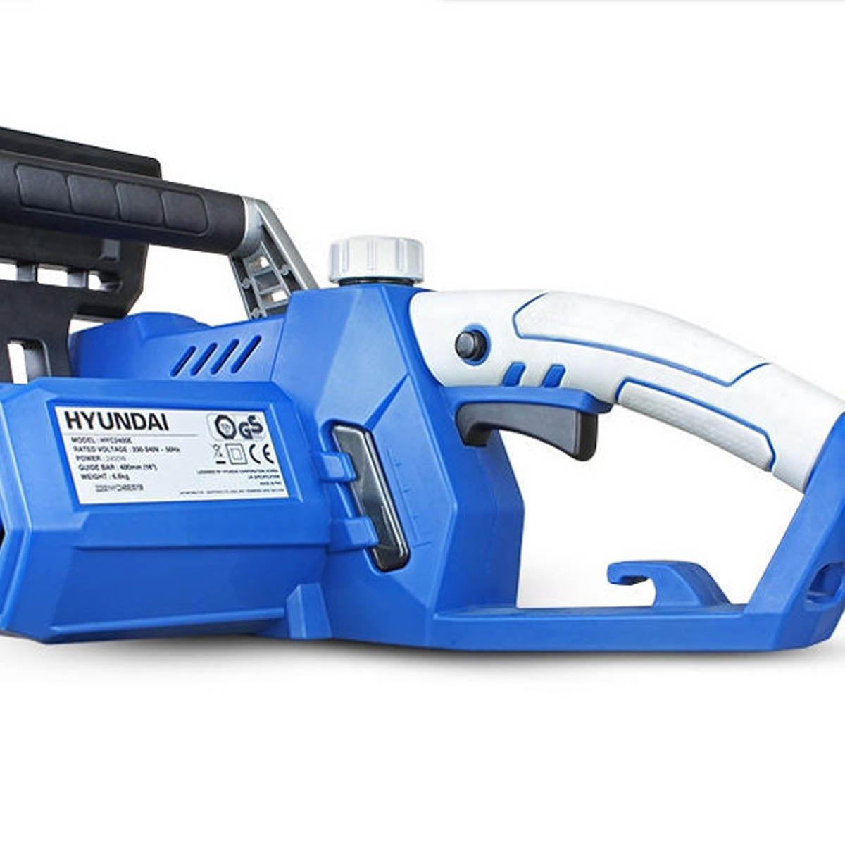 Hyundai HYC2400E 40cm Electric Chainsaw 230V/2400W Motor for Powerful Cutting and Precision