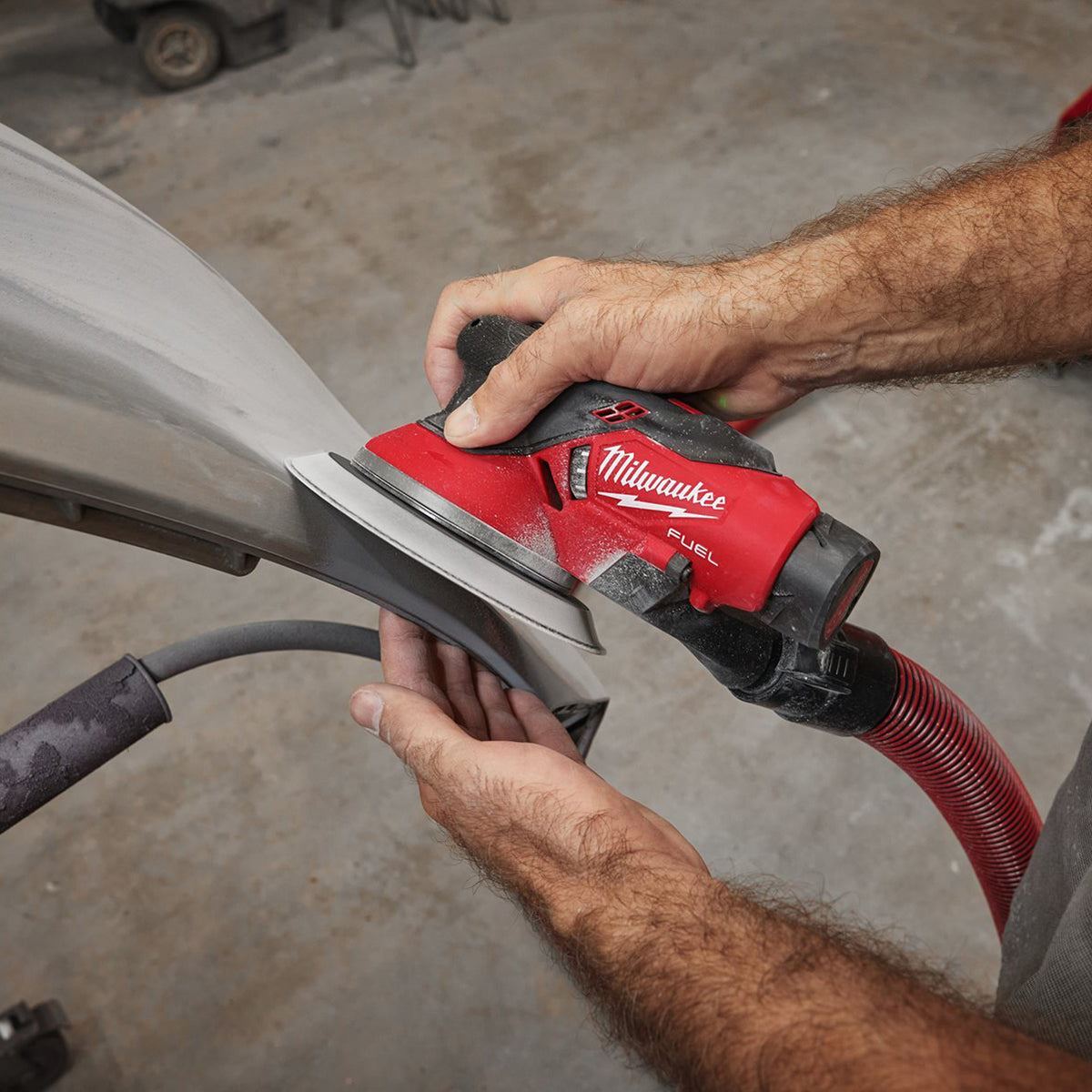 Milwaukee M12FROS5-0 12V FUEL Brushless 150mm Random Orbit Sander with Sanding Disc 60G, 80G, 120G, 240G Pack of 100 & 1 x 2.0Ah Battery, Charger & Bag