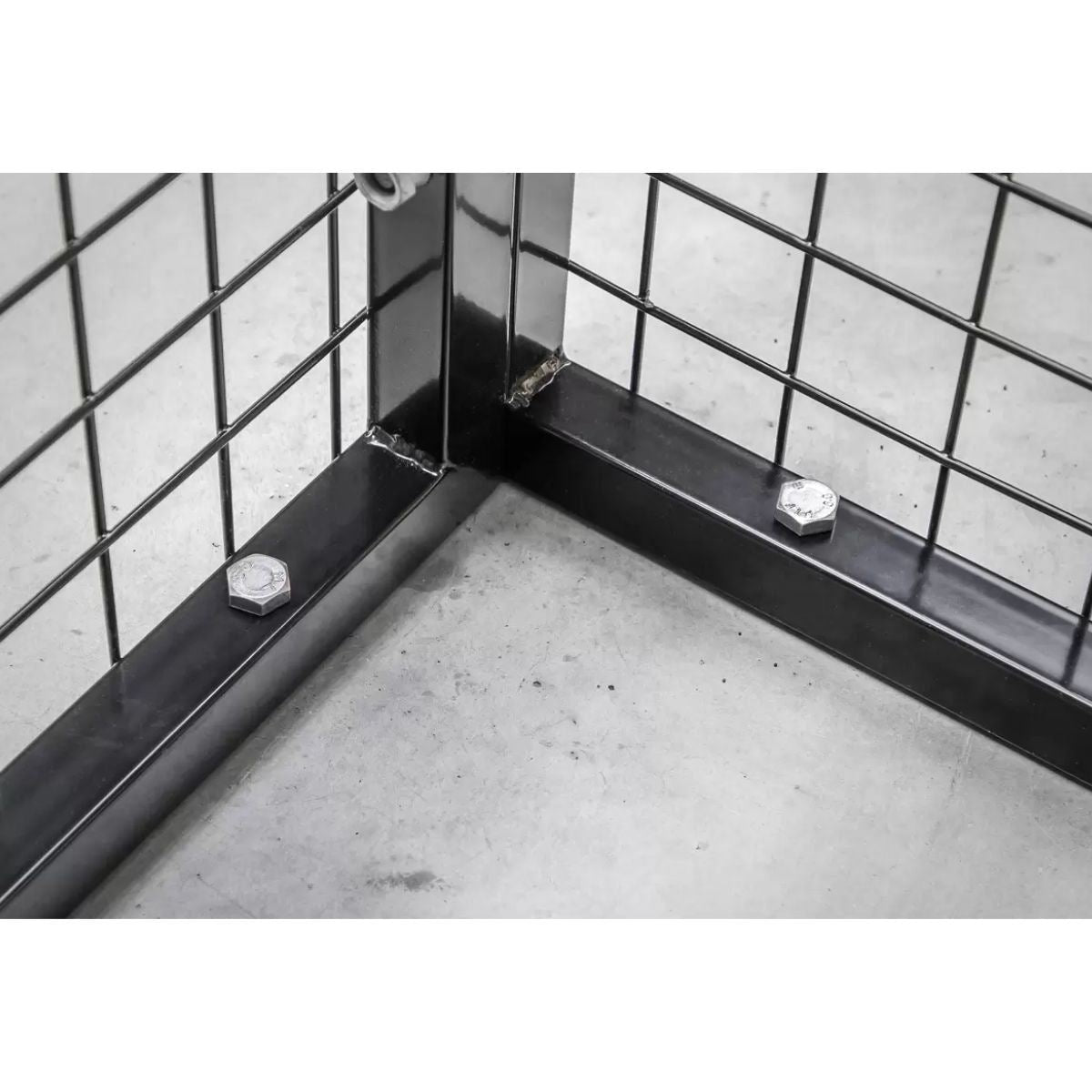 Sealey GCSC419 Gas Cylinder Safety Cage 4 x 19kg Cylinders