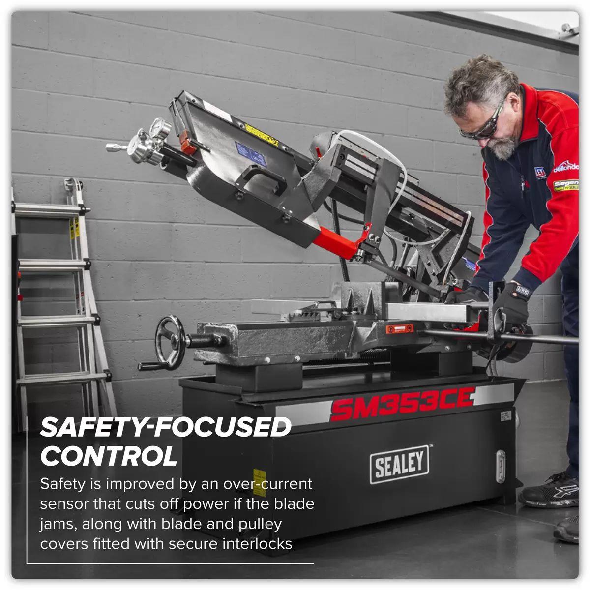 Sealey SM353CE Bandsaw 400mm Horizontal Hydraulic Arm 230V/1500W