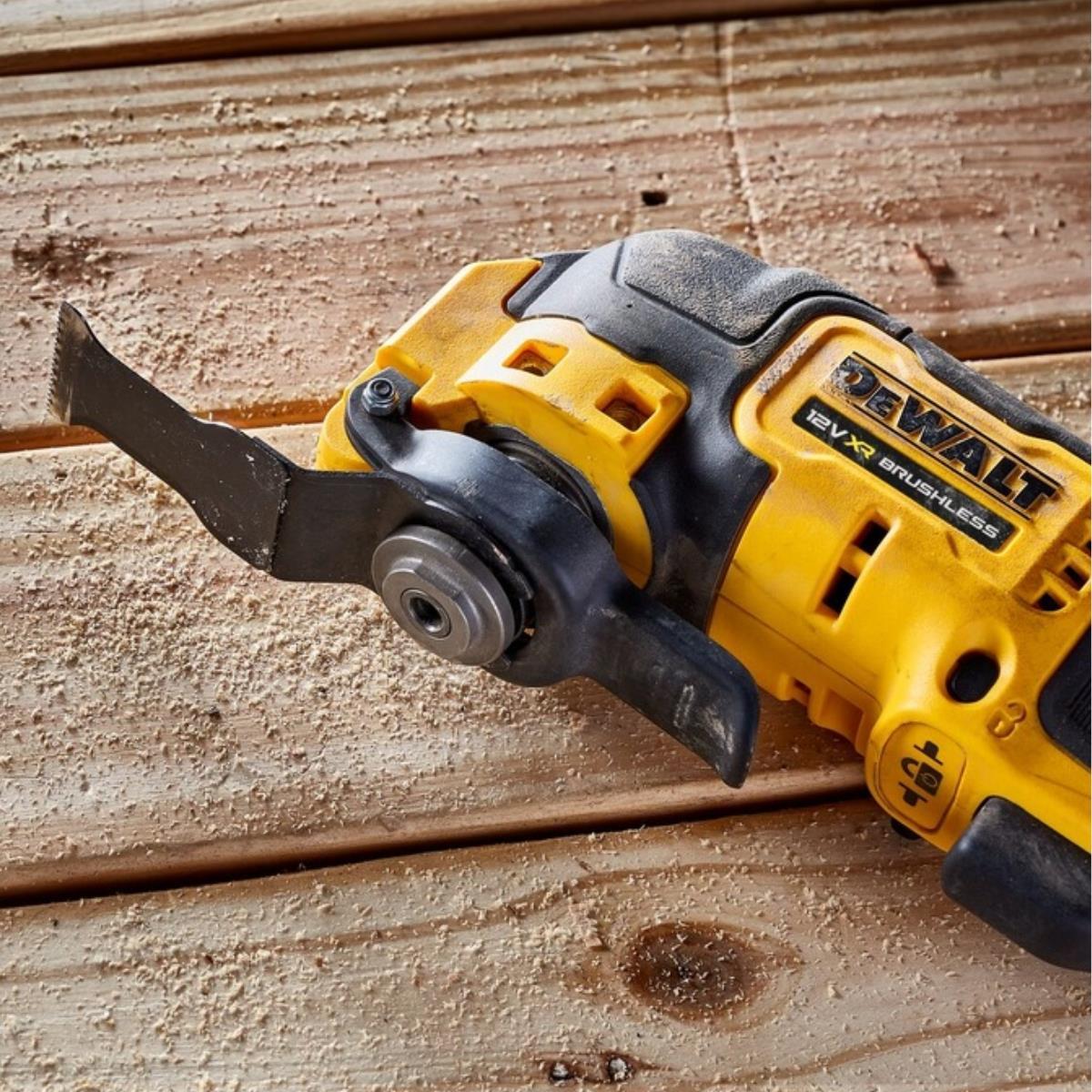 Dewalt DCS353N 12V XR Brushless Oscillating Multi-Tool Body with Accessories