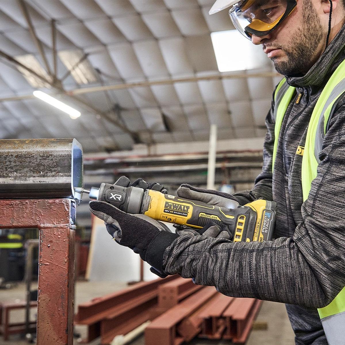 Dewalt DCG420N-XJ 18V XR Brushless Compact Die Grinder With 1 x 2.0Ah Battery & Charger