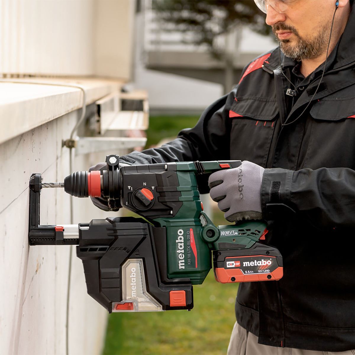 Metabo KH 18 LTX BL 28 Q 18V Brushless SDS+ Combination Hammer Drill with 1 x 2.0Ah Battery Charger & Metabox