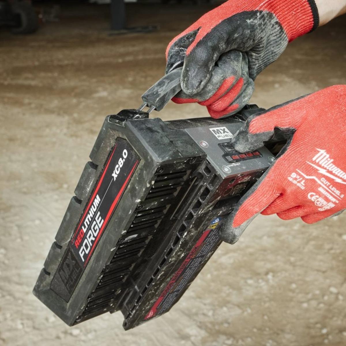 Milwaukee MXF XC608 Forge MX Fuel 8.0Ah Battery 4932492130
