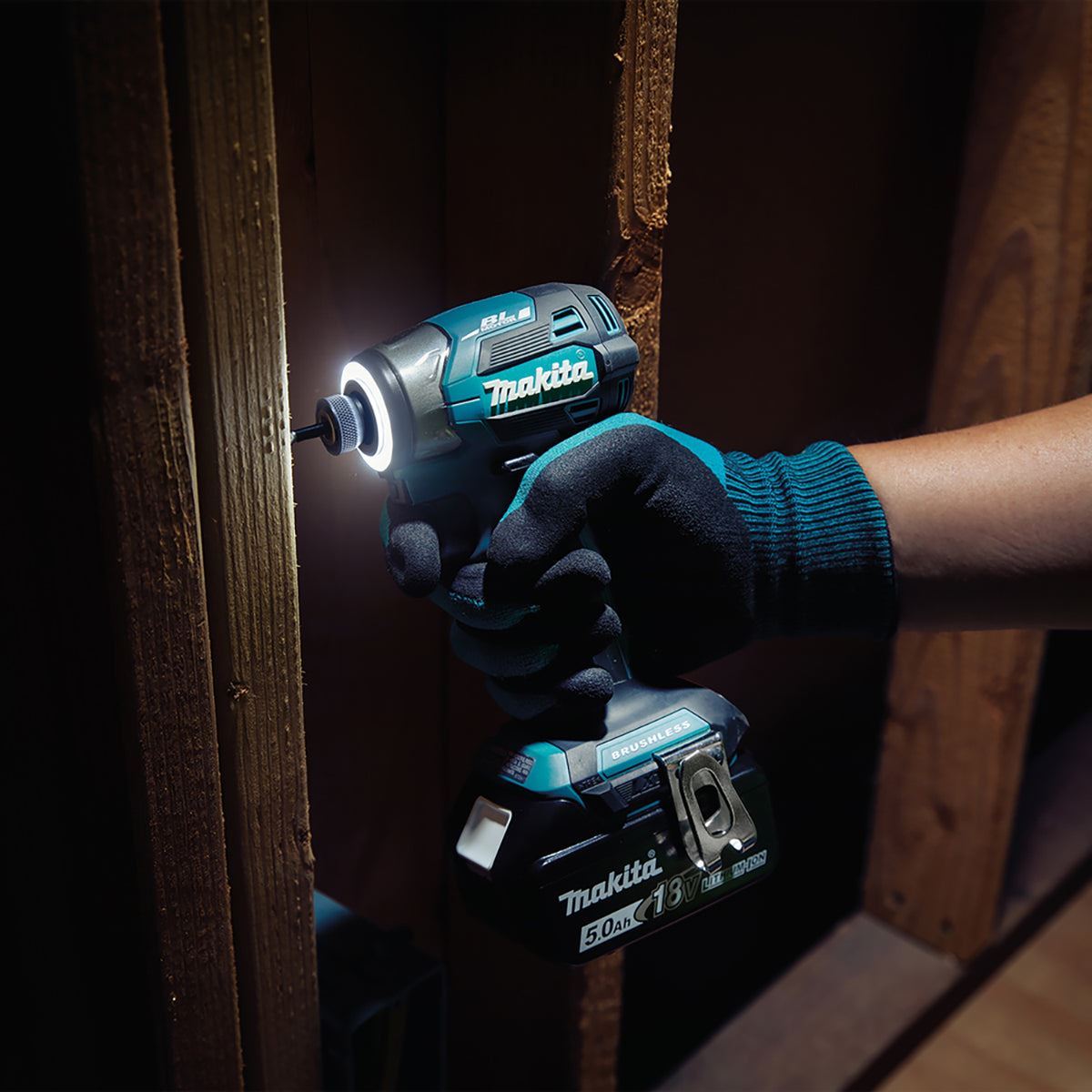 Makita DTD173Z 18V LXT Brushless Impact Driver With 1 x 5.0Ah Battery & Charger