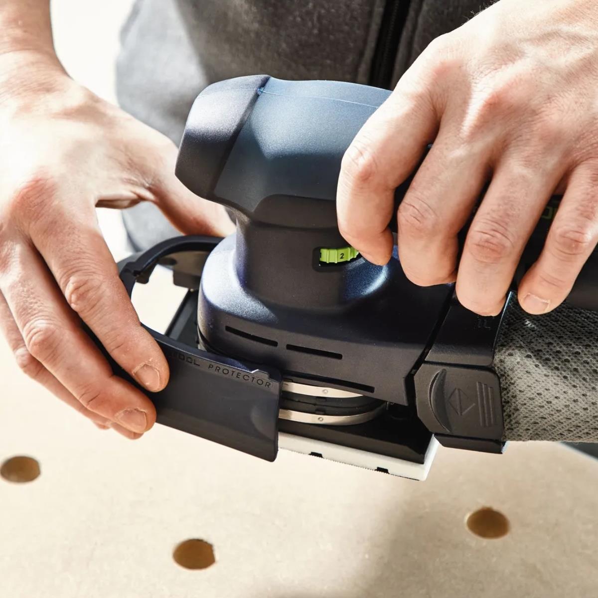 Festool RTSC 400 3,0 I-Plus 18V Brushless Orbital Sander with 2 x 3.0Ah Battery, Charger & Case - 578932