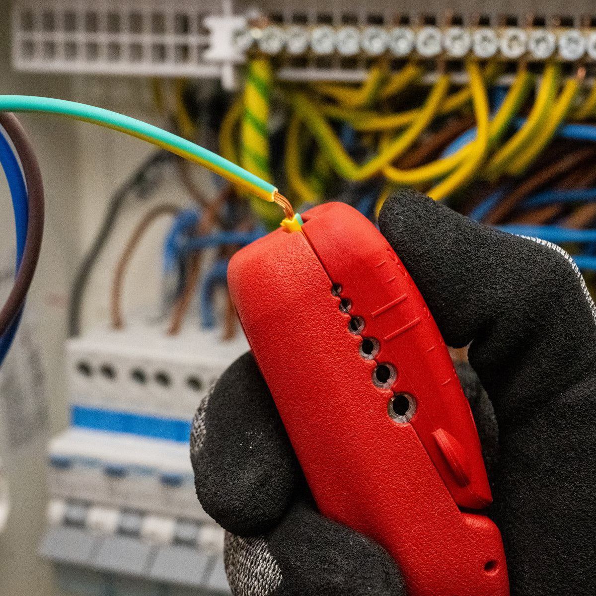 Milwaukee 4 in 1 Multi-Purpose Stripper 4932498270