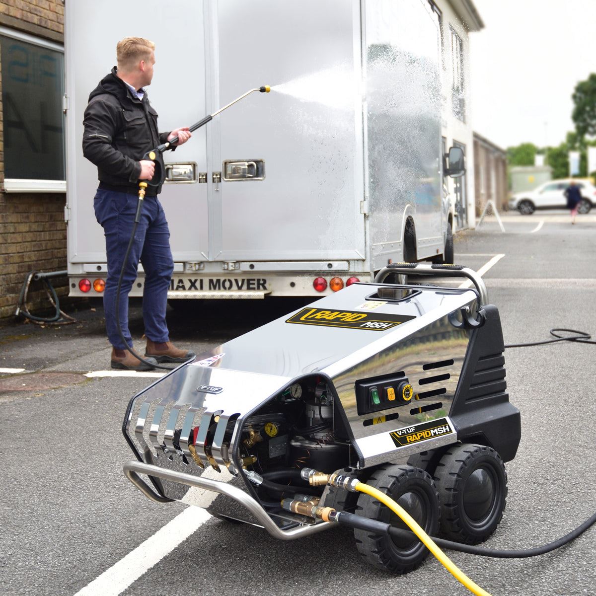 V-TUF RAPIDMSH110V 8L/min Professional Hot Water Industrial Mobile Pressure Washer 100Bar