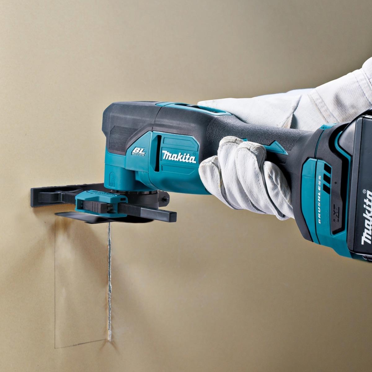 Makita DTM53Z 18V LXT Brushless Multi Tool With 4 Piece Plunge Cut Set