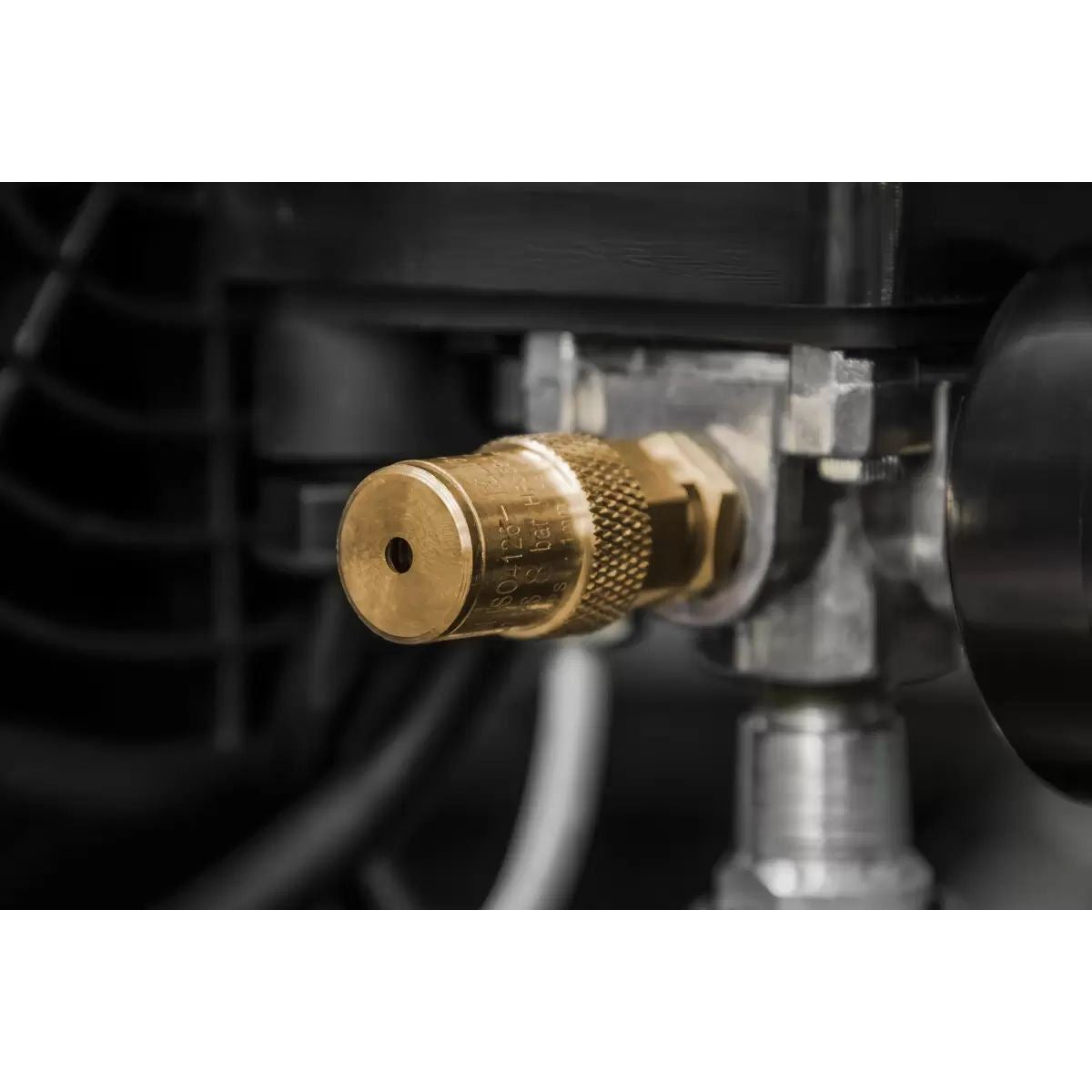 Sealey SAC5030VEKIT 50L V-Twin Direct Drive Air Compressor 3hp with Air Accessory Kit