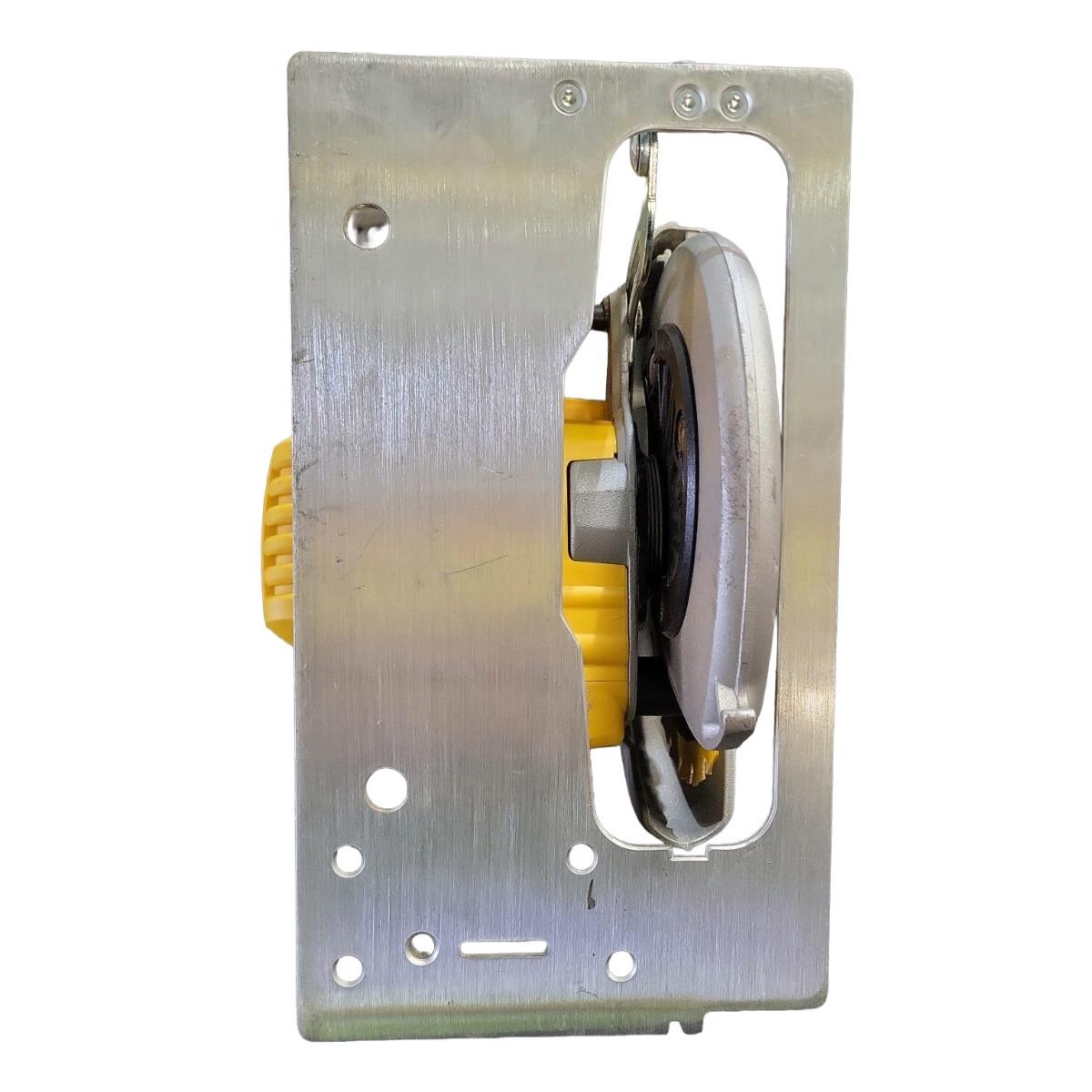 Dewalt DCS570N 18V Li-ion Brushless 184mm Circular Saw Body Only Item Condition Seller Refurbished