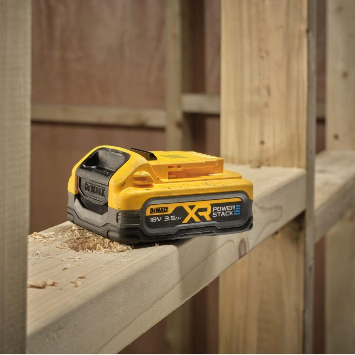 Dewalt DCBP318-XJ 18V XR Powerstack 3.5Ah Battery