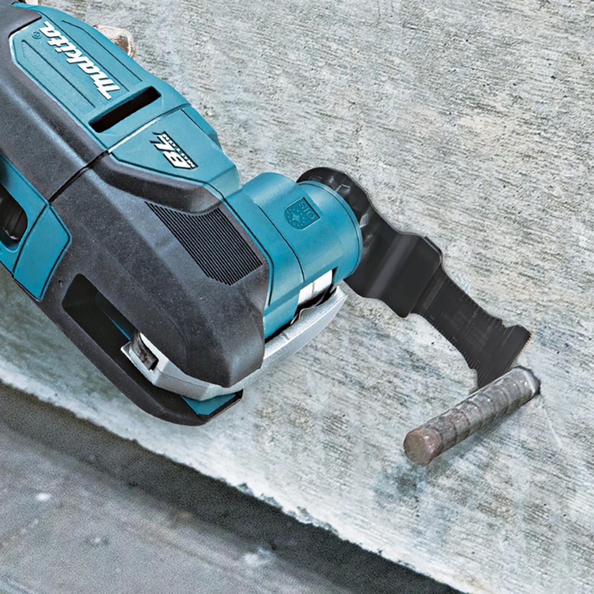 Makita DTM53Z 18V LXT Brushless Multi Tool With 1 x 5.0Ah Battery Charger & Bag
