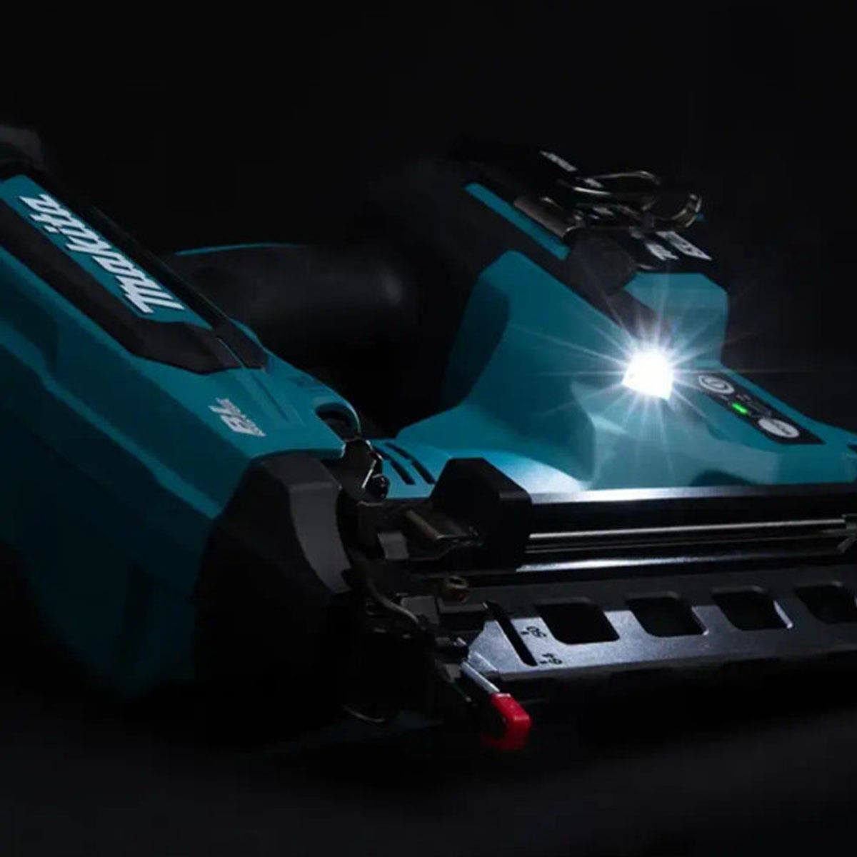Makita DBN601ZJ 18V LXT Brushless 16Ga Straight Finishing Nailer With 2000 Piece Brad Nails & Case