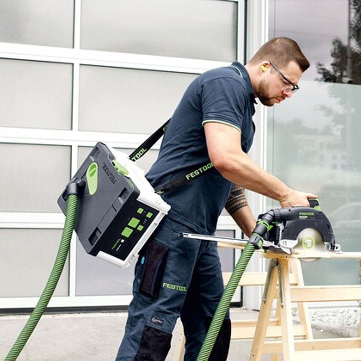 Festool CLEANTEC CTMC SYS I-Basic 36V M-Class Mobile Dust Extractor 576933 with 2 x 8.0Ah Battery & Charger