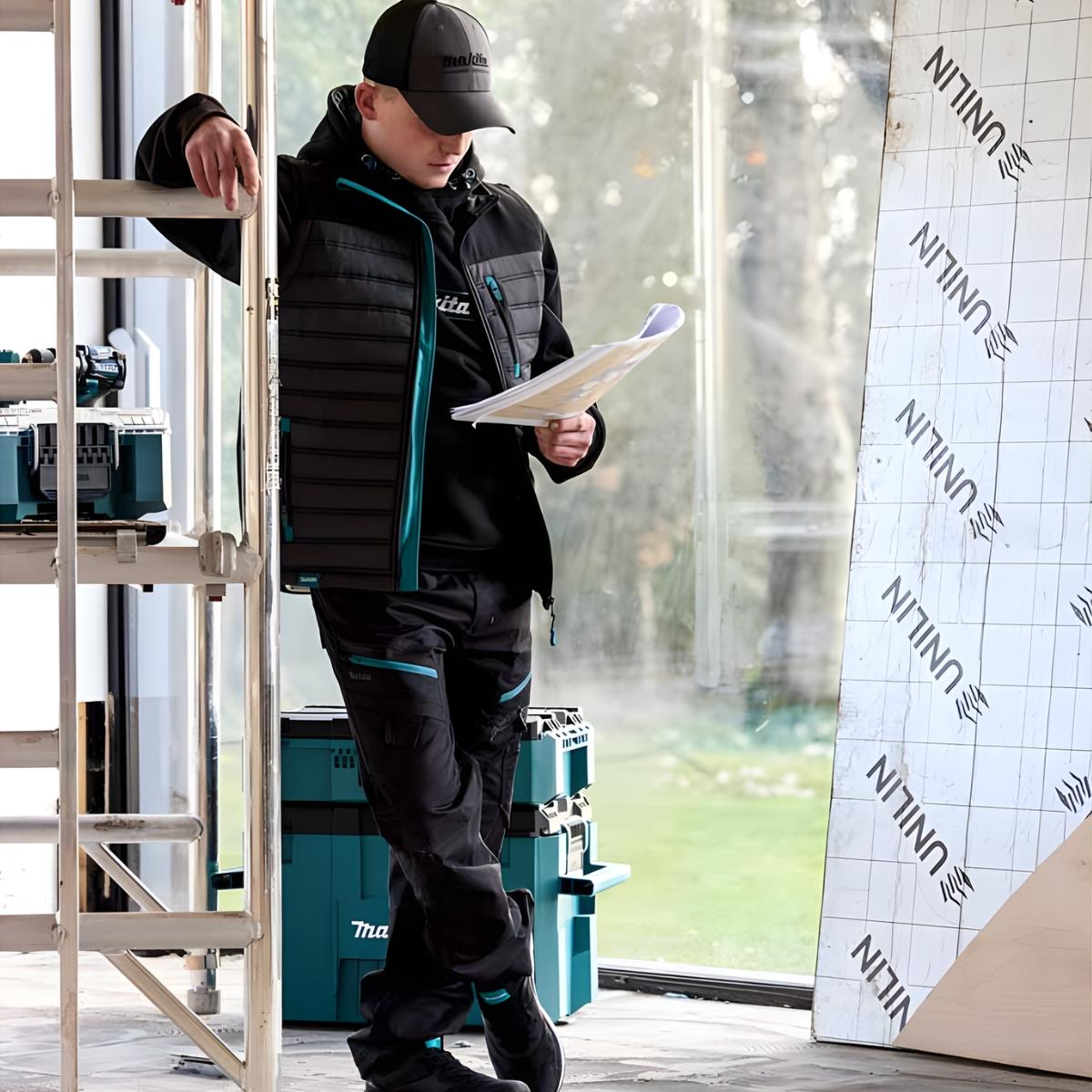 Makita MK303M Vector Stretch Trousers Slim Fit Black - L31