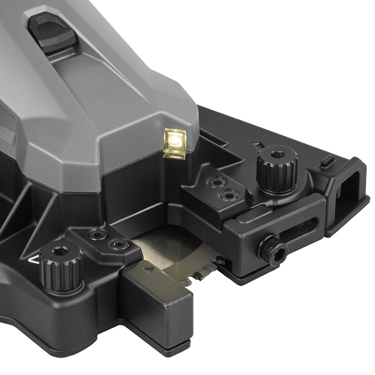 Milwaukee M18FRBCO32-0X 18V M18 FUEL Rebar Cutter with 1 x 5.0Ah Battery Charger & Case