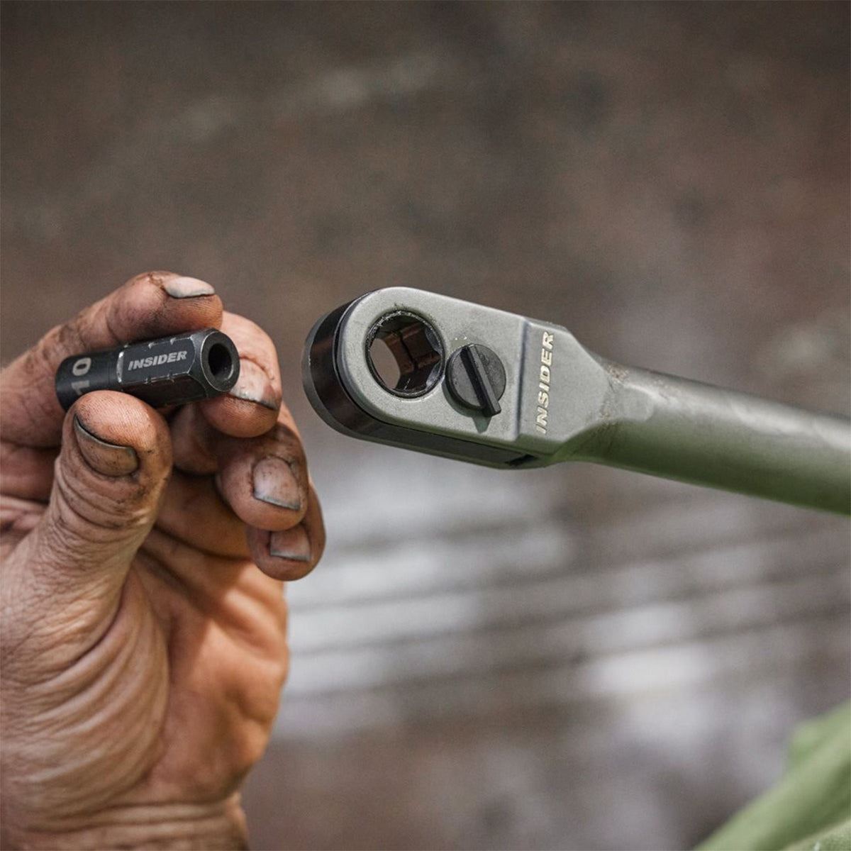 Milwaukee M12FPTR-202X 12V FUEL Brushless Pass Through Ratchet with 2 x 2.0Ah Batteries, Charger & Case 4933499412