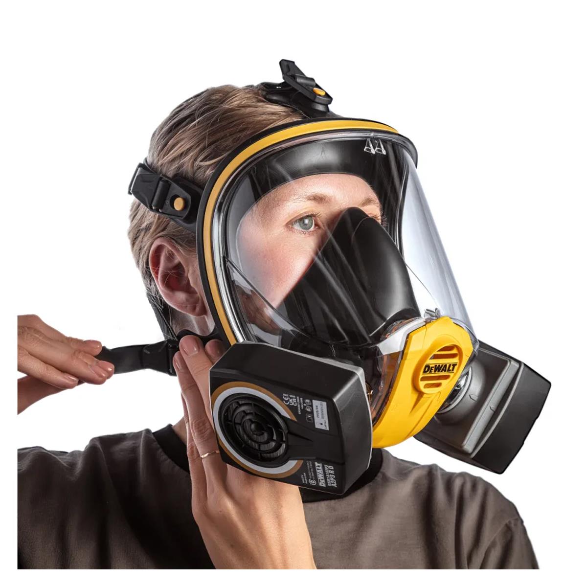 Dewalt DWR1FFMMA2P3 Full Face Mask Respirator Medium Superior Protection & Comfort for Dust & Fume Safety