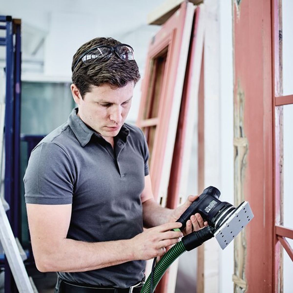 Festool RUTSCHER RTS 400 REQ-Plus Orbital Sander 230V GB With Systainer - 576053