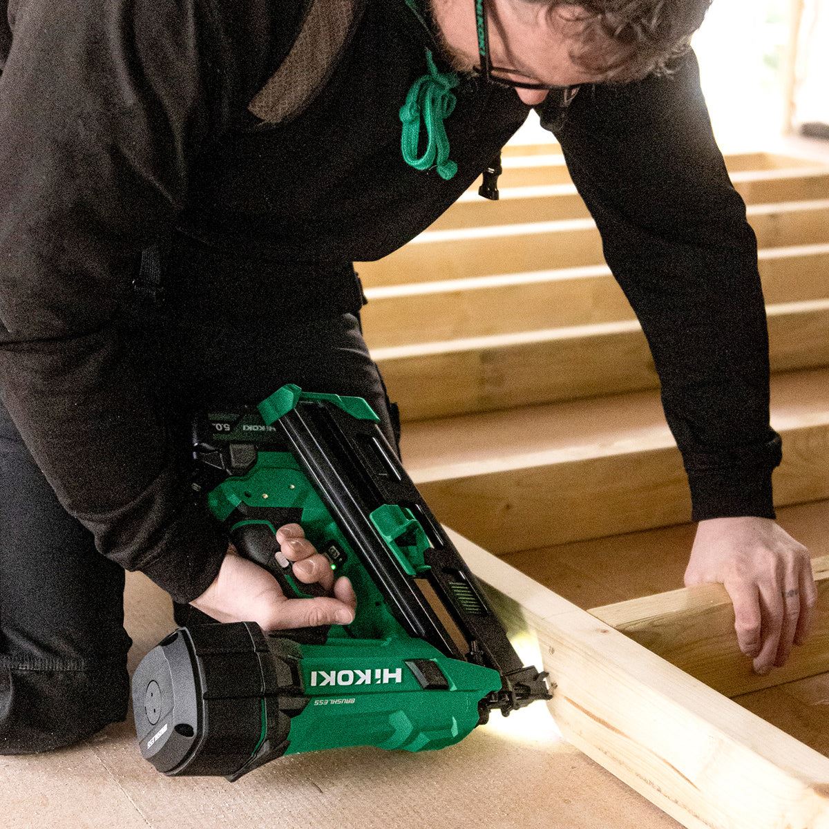 Hikoki NR1890DCAJPZ 18V Brushless 2nd Generation 90mm Clipped Head Framing Nailer with 2 x 5.0Ah Battery Charger & Case