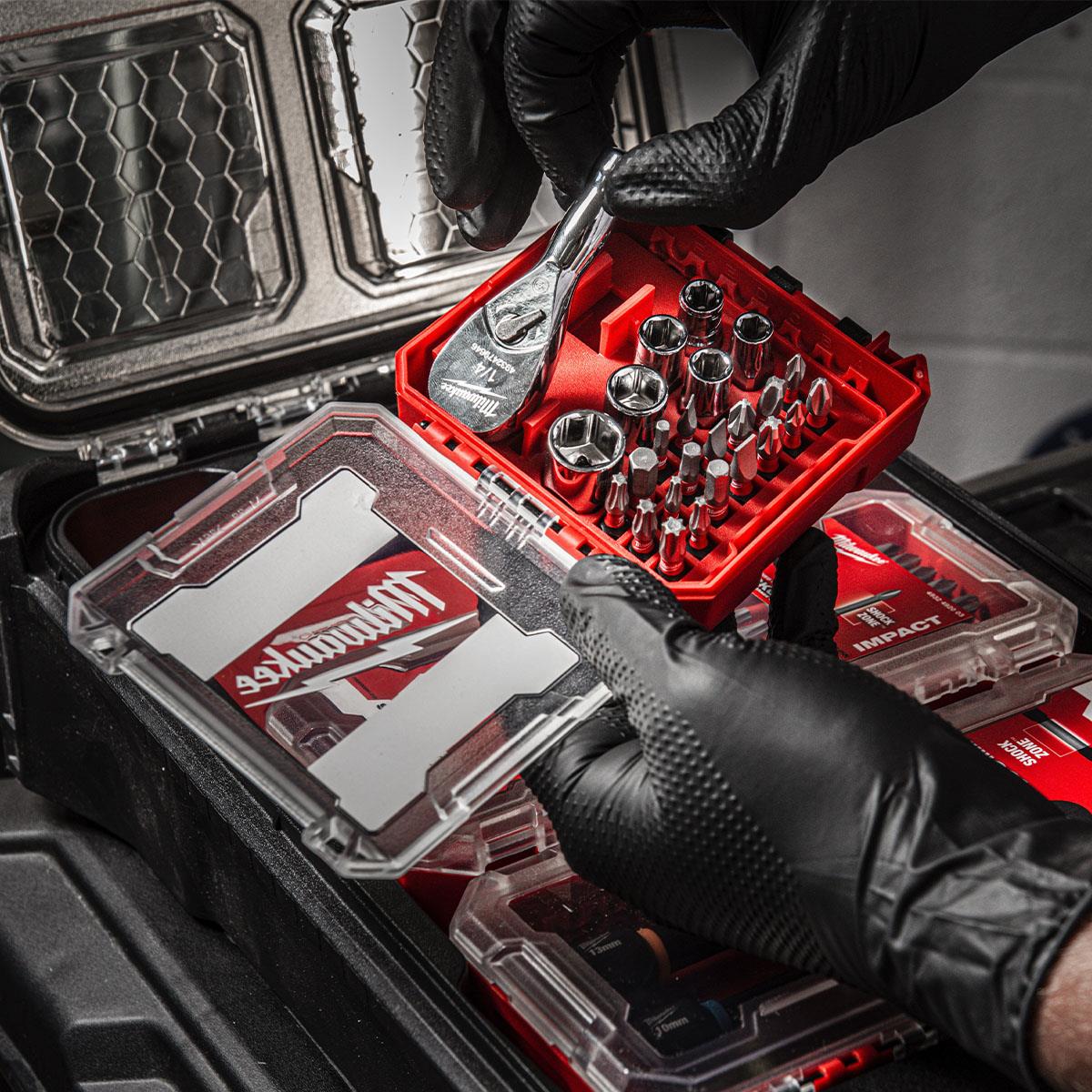 Milwaukee 25 Piece 1/4