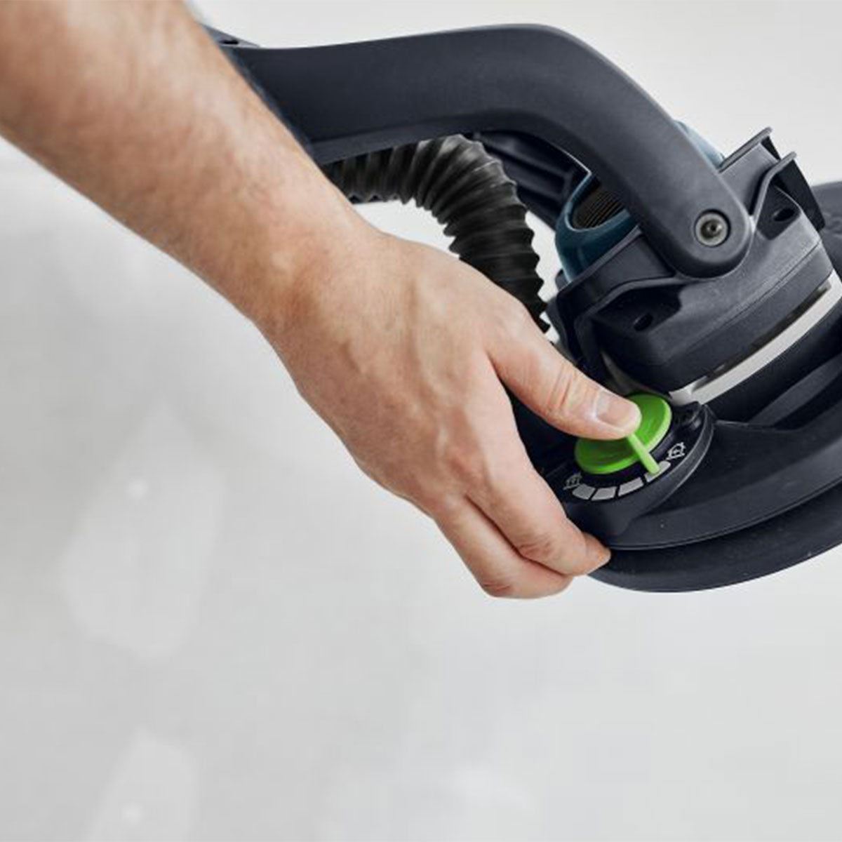 Festool PLANEX LHS 2-M 225 EQ 230V GB Brushless Long-Reach Sander With Carrying Bag - 577357 Item Condition Damaged Box