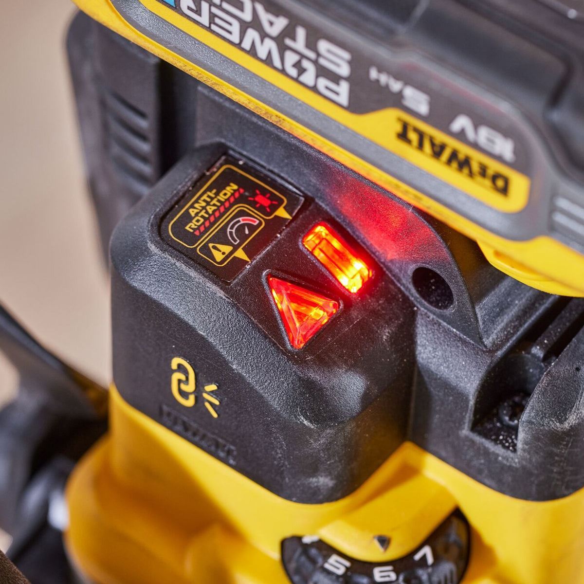 Dewalt DCW620NT 18V XR Brushless 1/2