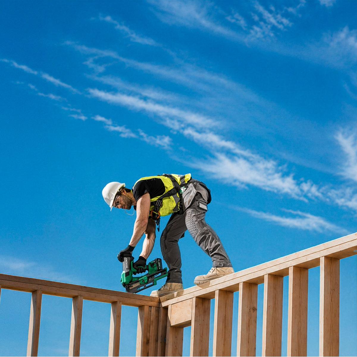 HiKOKI NR1890DCBJPZ 18V 90mm Brushless Speed Series First Fix Framing Nailer with 2 x 5.0Ah MultiVolt Battery & Charger in Case