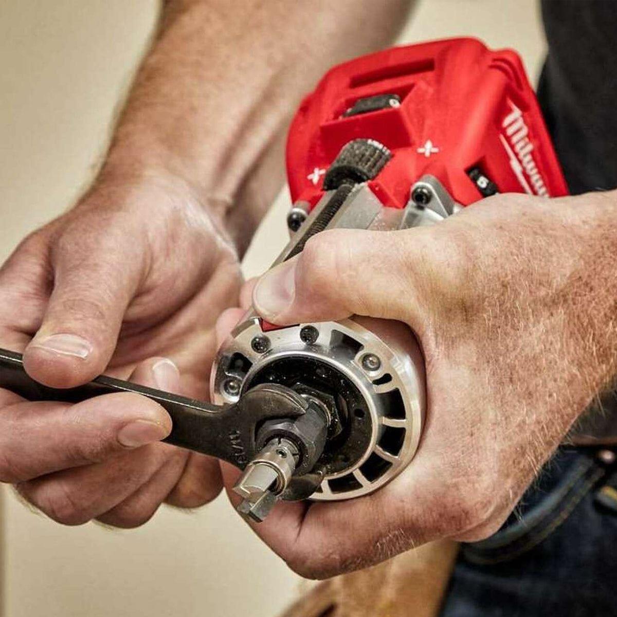 Milwaukee M18FTR-0 18V Brushless Trim Router in Case + 1/4