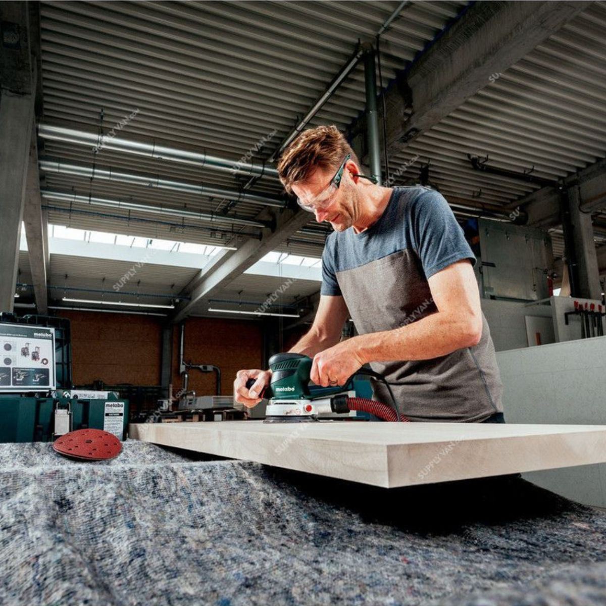 Metabo SXE 450 TurboTec 150mm Random Orbital Sander 240V 600129380 with Sanding Disc 60G, 80G, 120G, 240G Pack of 100