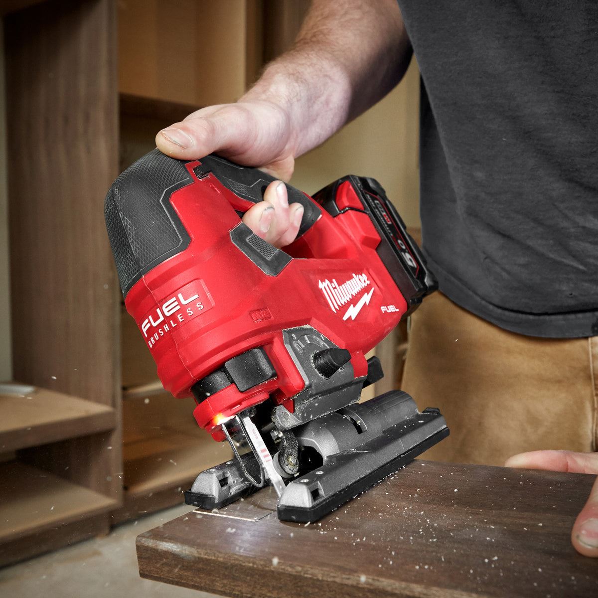 Milwaukee M18PP5C-503B 18V FUEL Woodworking 5 Piece Kit with 2 x 5.0Ah Batteries & Charger 4933480469