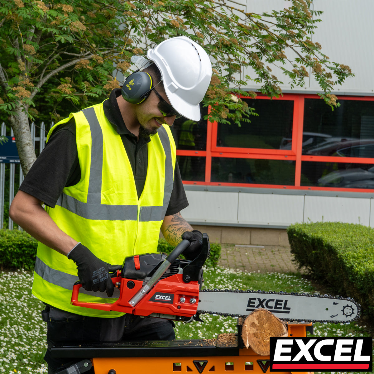 Excel 62cc Petrol Chainsaw 20