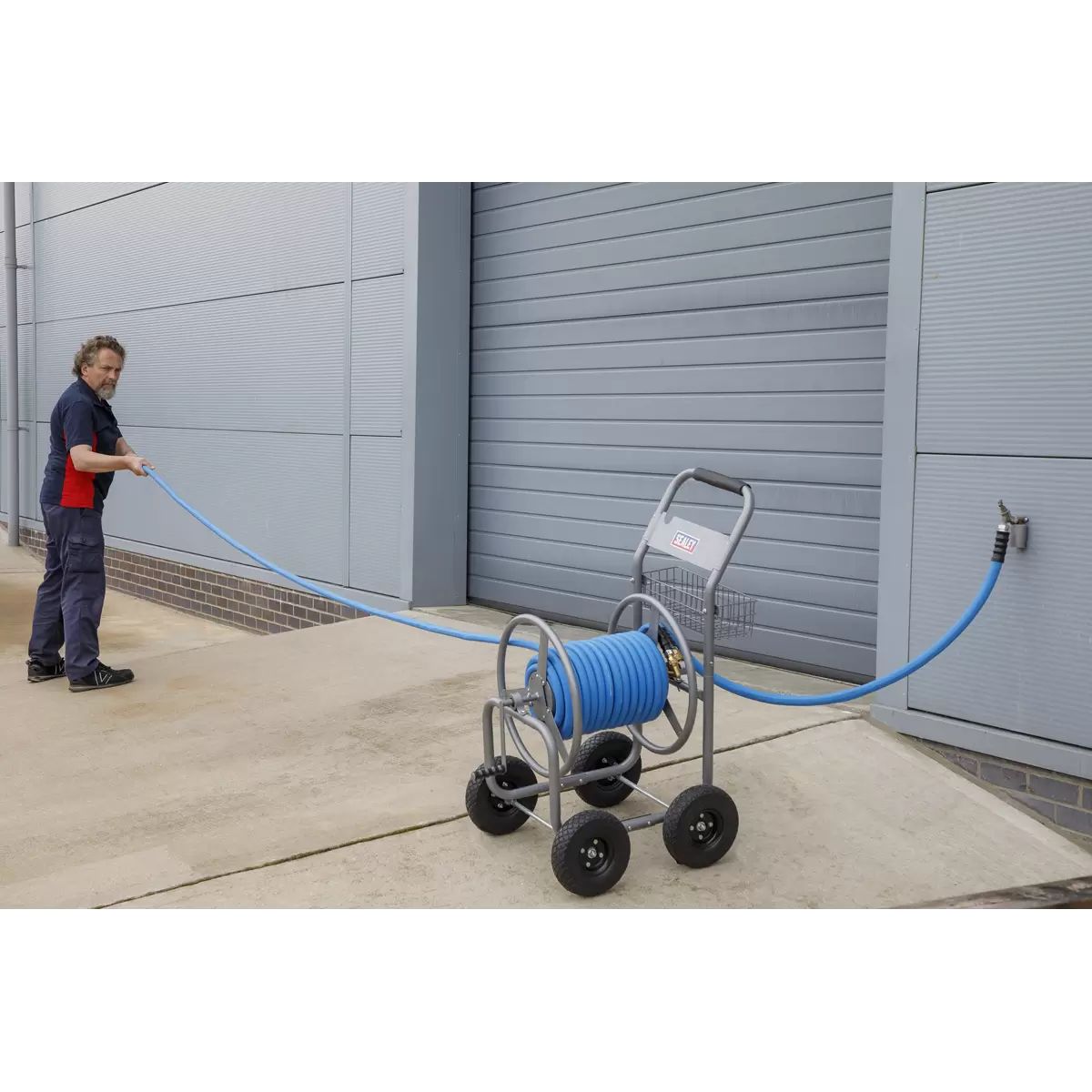 Sealey HRKIT15 Heavy-Duty Hose Reel Cart with 15m Hot & Cold Rubber Water Hose