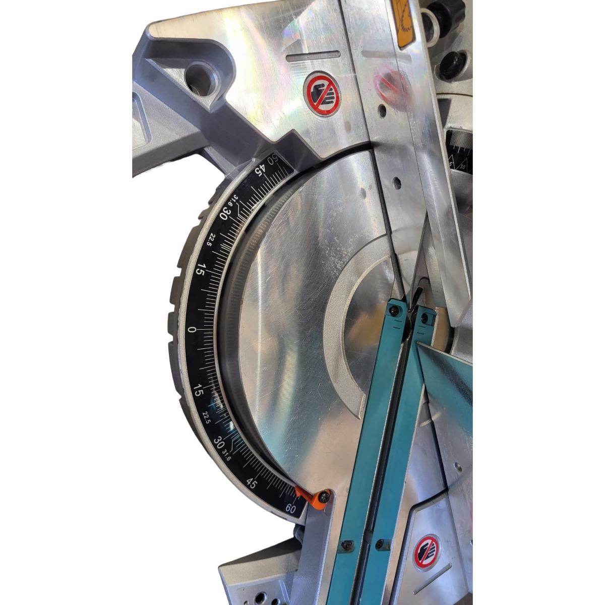 Makita LS0815FLN/1 216mm Sliding Mitre Saw 110V With Laser & LED Light Item Condition Seller Refurbished