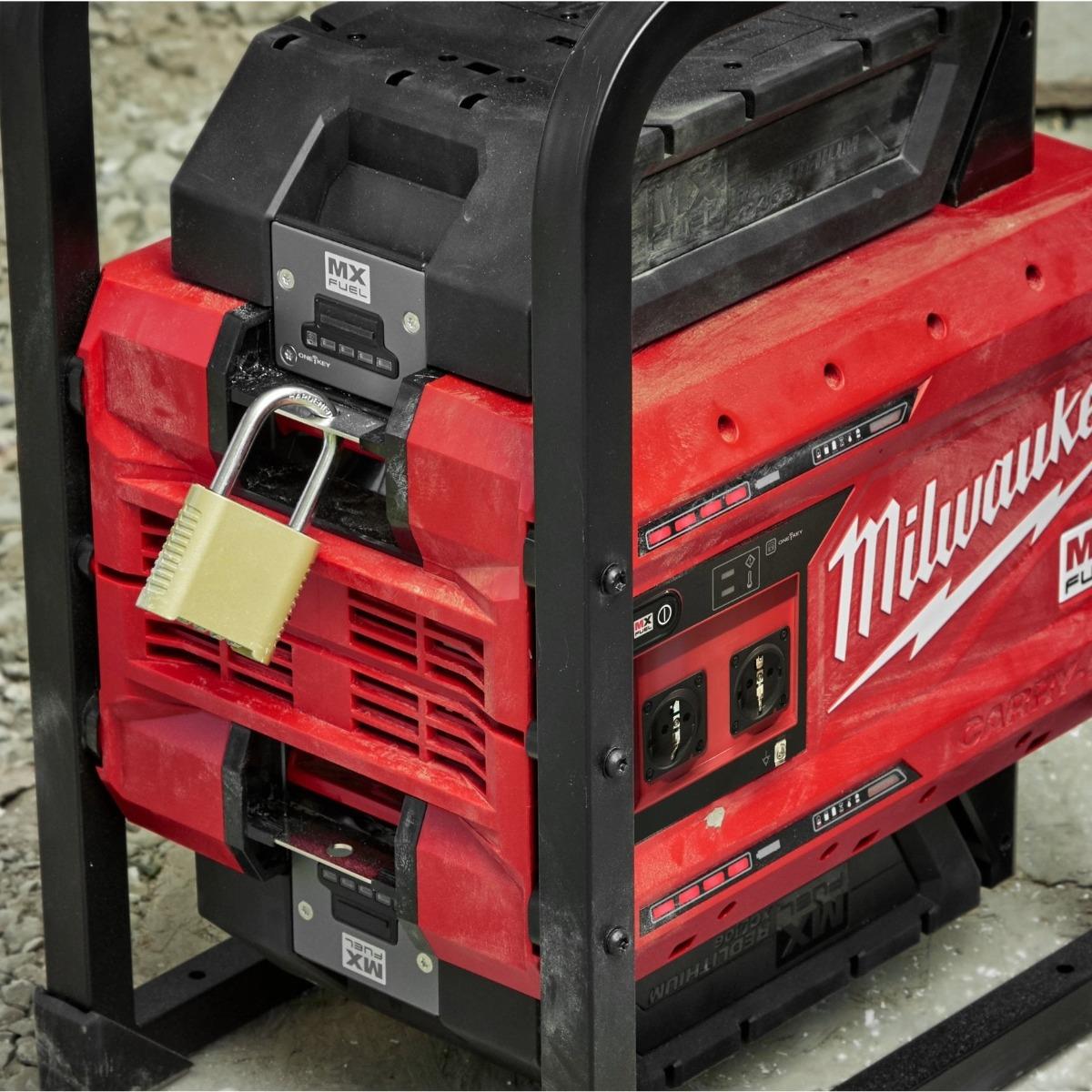 Milwaukee MXFPS-602 UK 110V MX FUEL Power Source with 2 x 6.0Ah MX FUEL Redlithium Batteries 4933479268