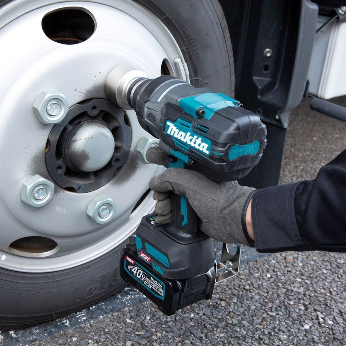 Makita TW001GZ01 40V max XGT Brushless Impact Wrench Body Only With Case