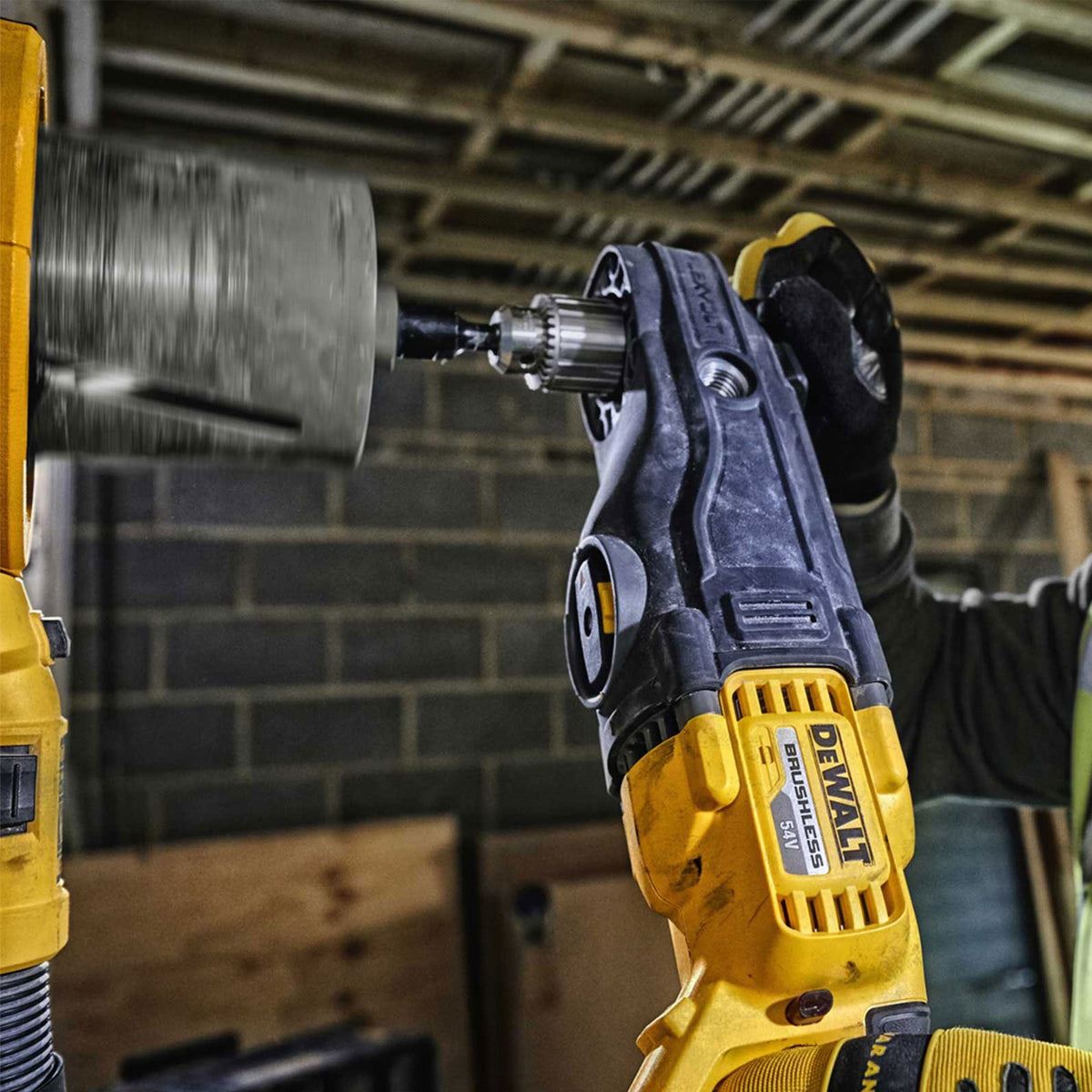 DeWalt DCD470N 54V XR Flexvolt Brushless Right Angled Core Drill with 1 x 6.0Ah Battery Charger & Bag