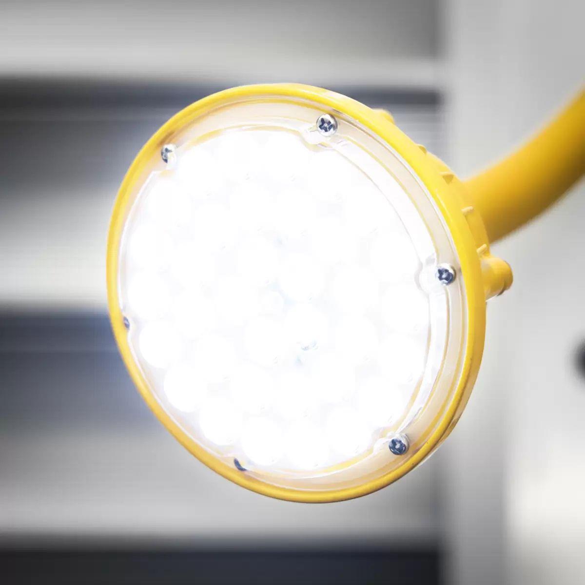 Sealey LED20WDL Loading Bay Floodlight with Flexible Arm Smd Led 20W/230V