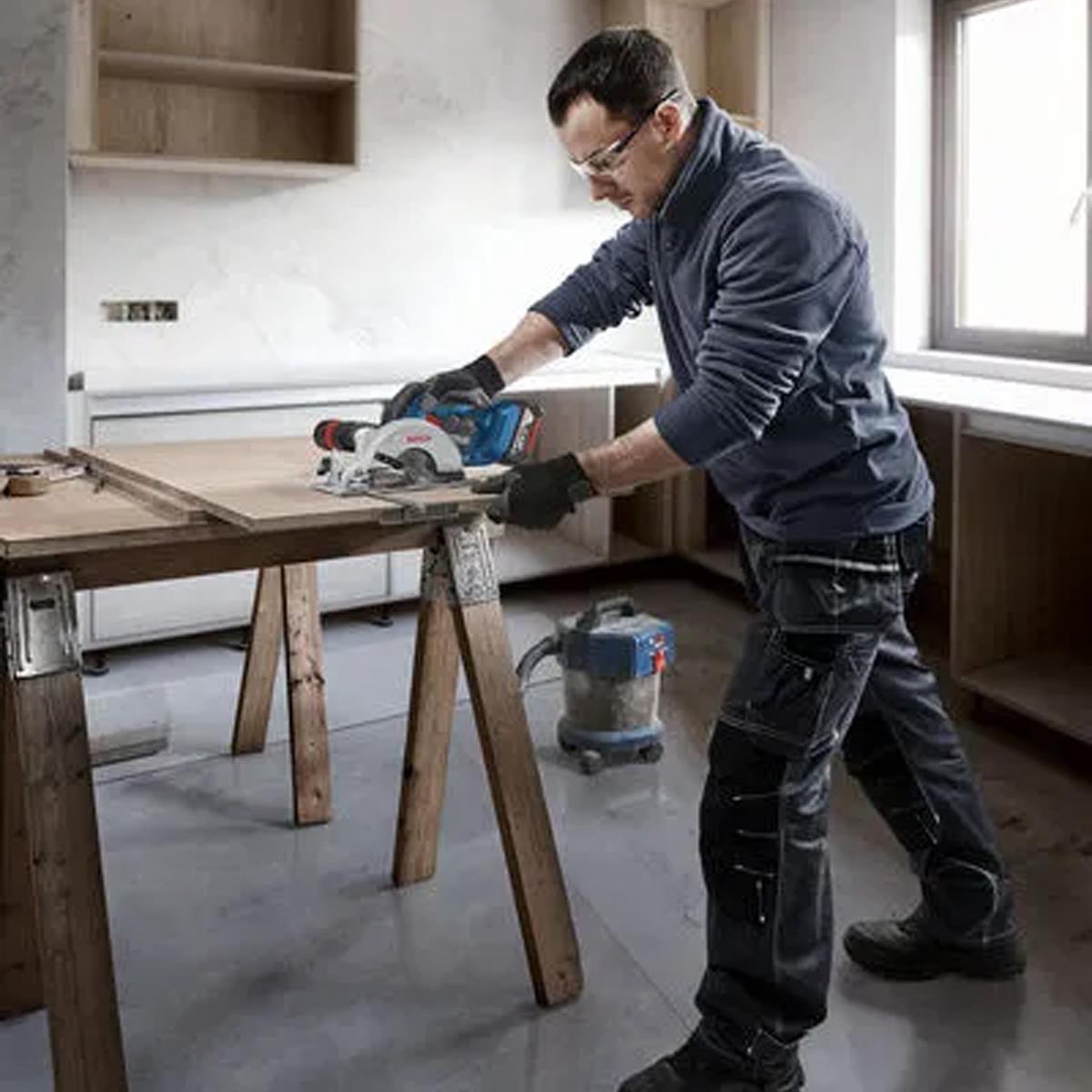 Bosch GKS 18V-51 18V Brushless 140mm Circular Saw Body Only 06019M3120