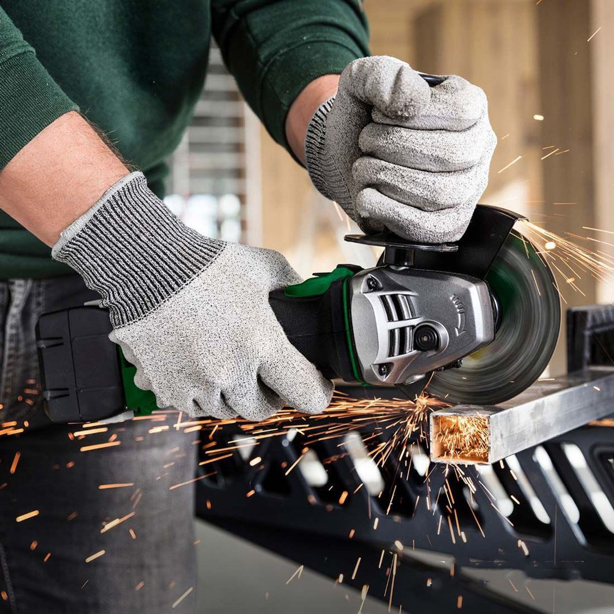 Hikoki G18DSL2W4Z 18V Cordless 115mm Angle Grinder with 1 x 2.5Ah/5.0Ah Battery Charger & Bag
