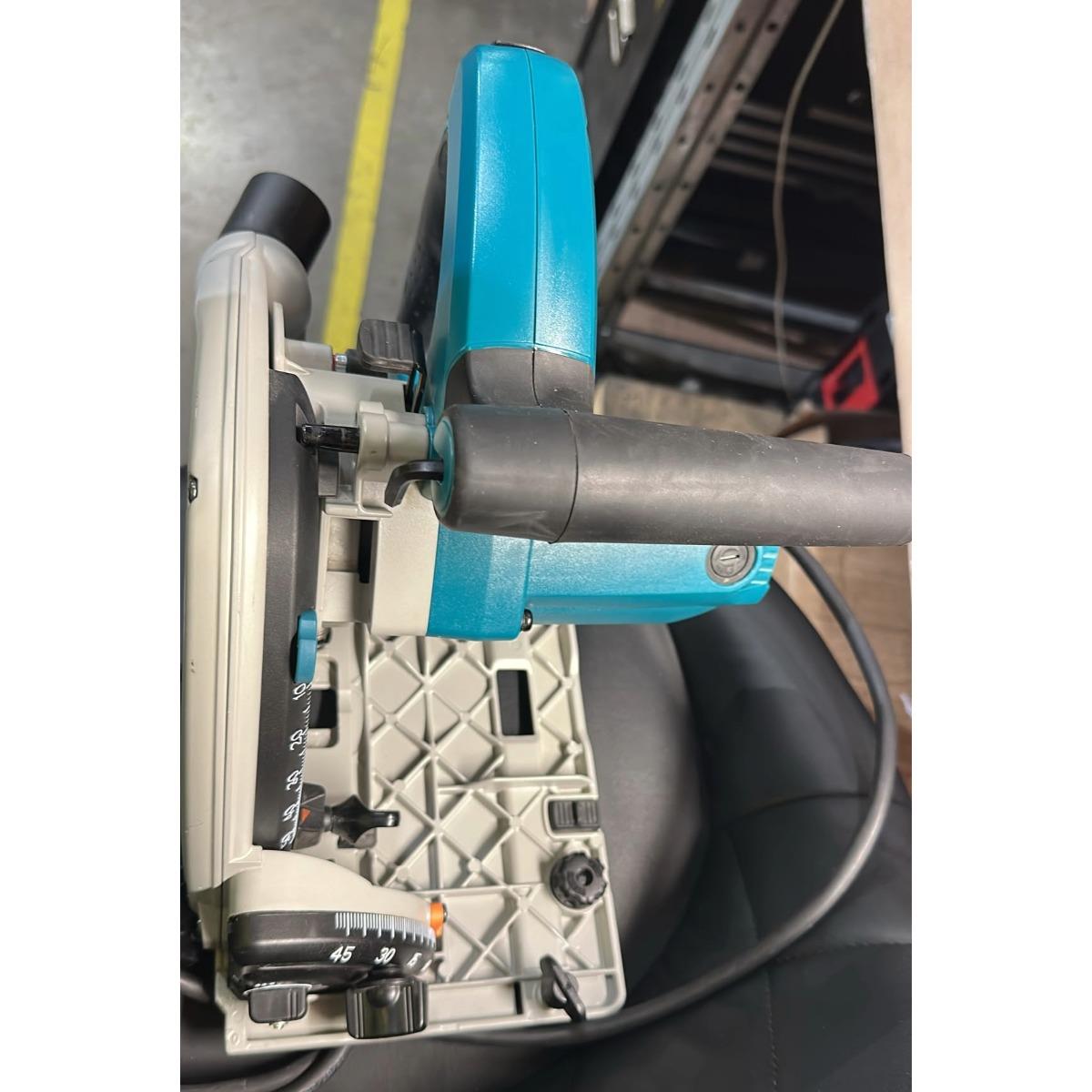 Makita SP6000J/2 165mm Plunge Cut Saw 240V With Case Item Condition Seller Refurbished