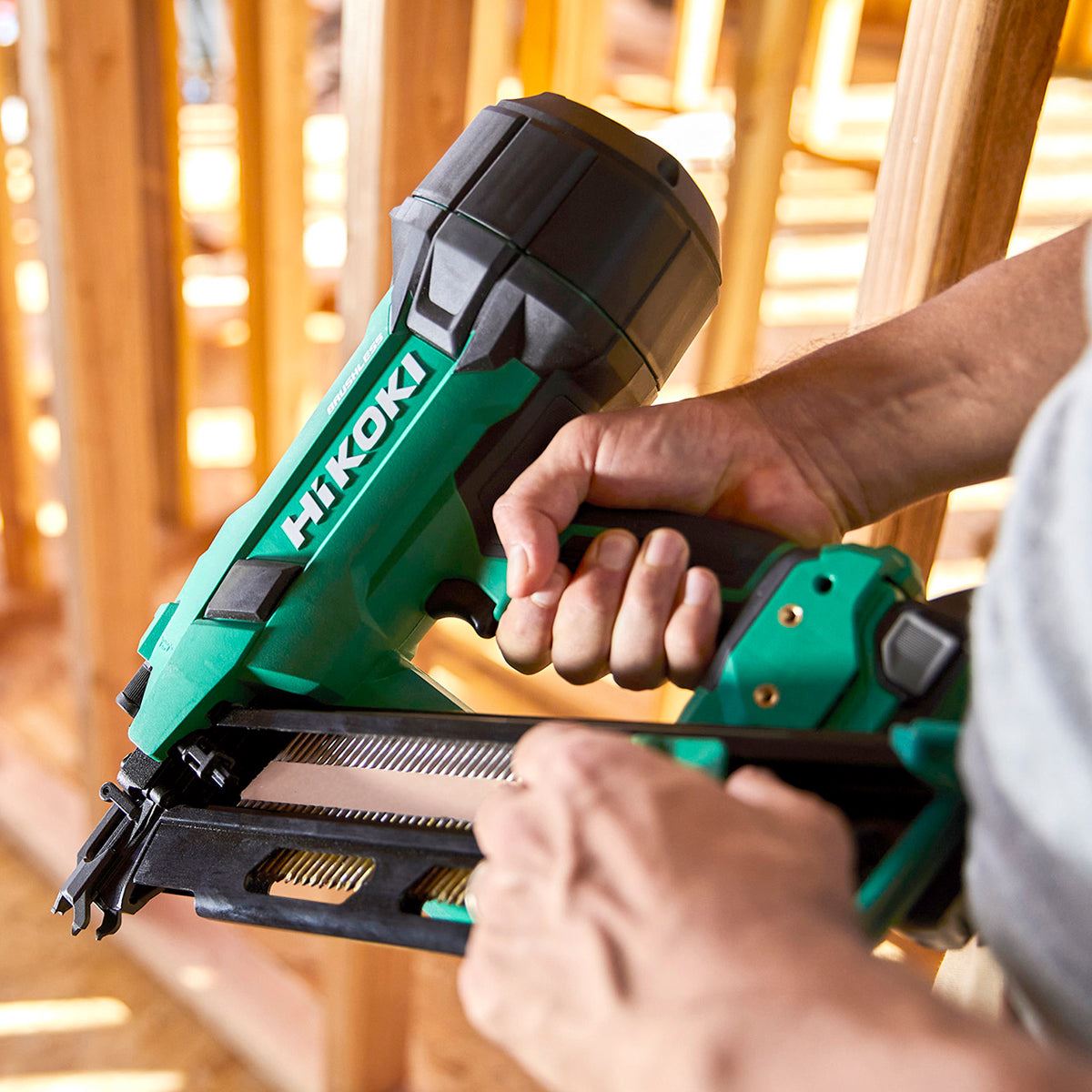 Hikoki NR1890DCAJPZ 18V Brushless 2nd Generation 90mm Clipped Head Framing Nailer with 2 x 5.0Ah Battery Charger & Case