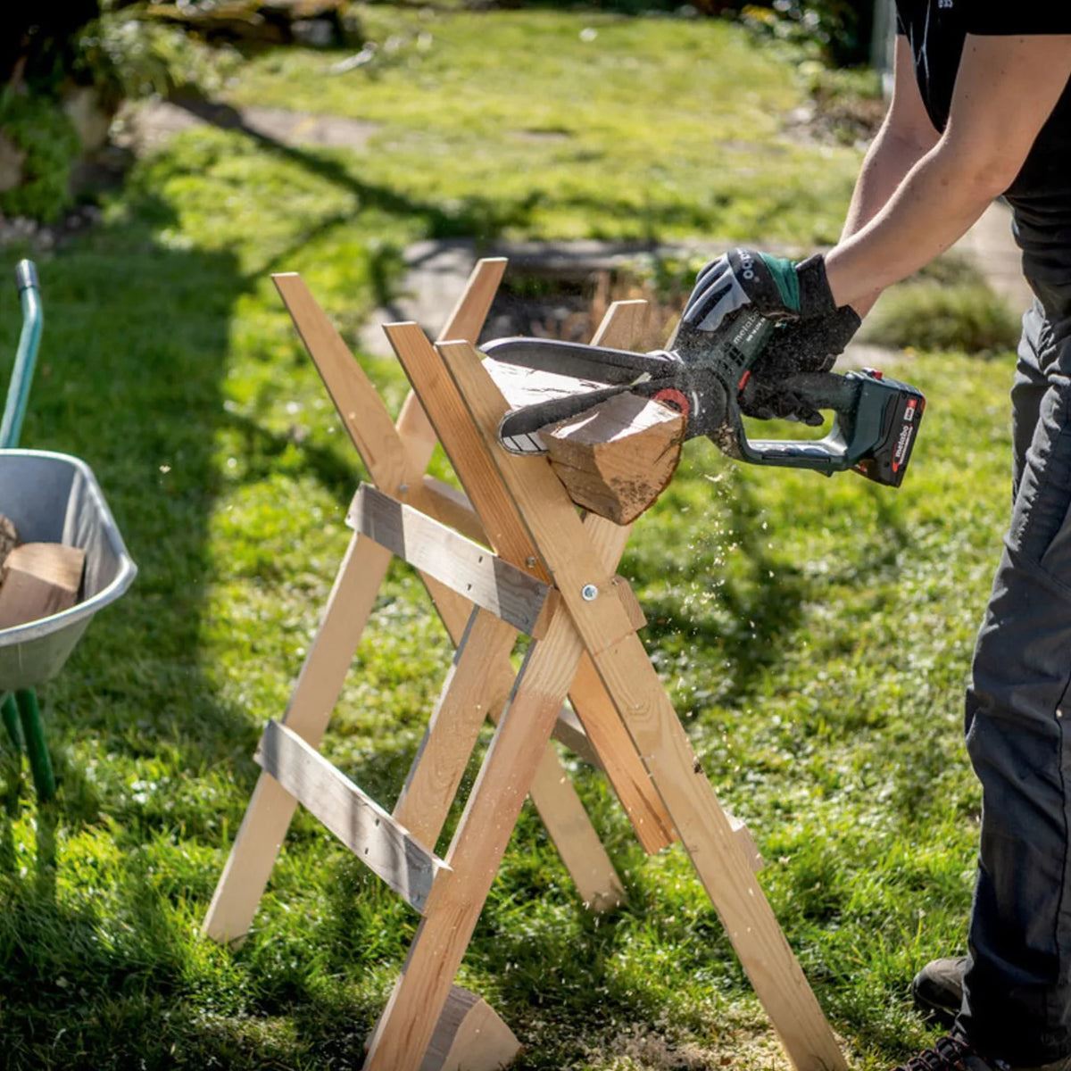 Metabo MS 18 LTX 15 18V 150mm Pruning Saw with 1 x 2.0Ah Battery Charger & Metabox