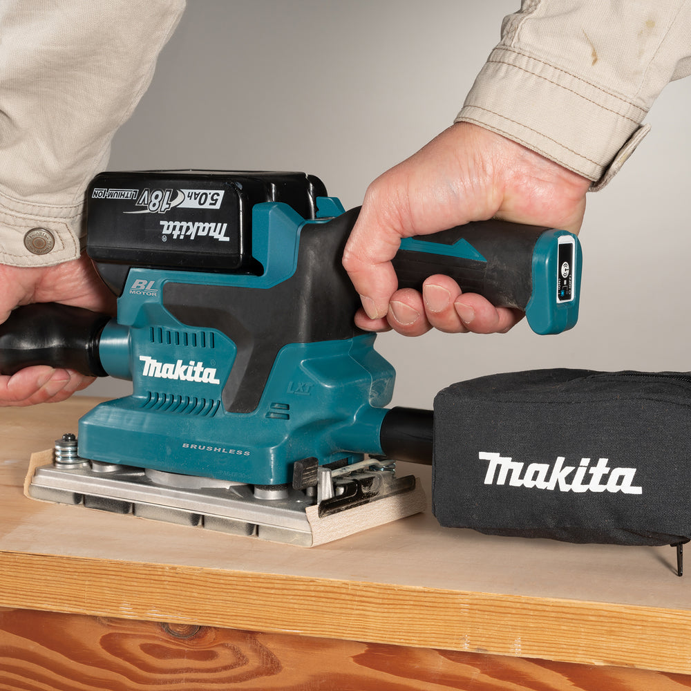 Makita DBO381ZU 18V Brushless Finishing Sander with 1 x 4.0Ah Battery & Charger