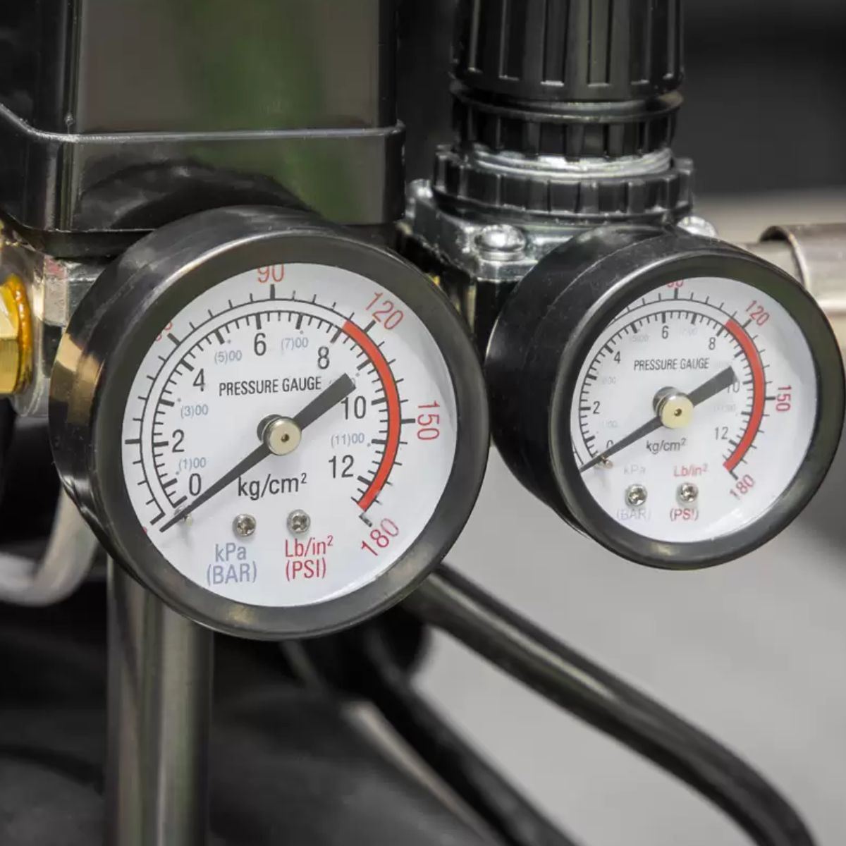 Sealey SAC2420EPK 24L Direct Drive Air Compressor with 4pc Air Accessory Kit 230V